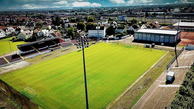 他接过梅西 他接过梅西